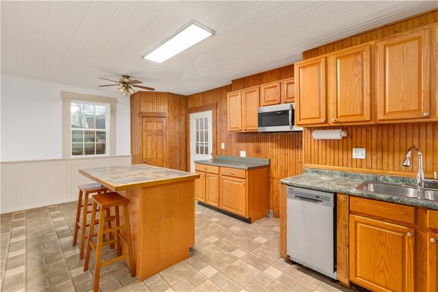 431 Fox Hill St, City Of Greensburg, PA 15601