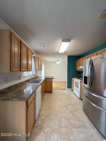 122 Horse Shoe Bend, Jacksonville, NC 28546