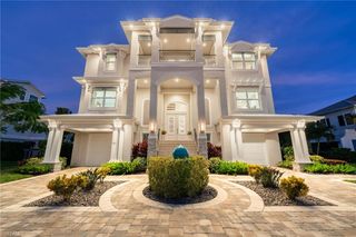 6521 Jacobs DR, Fort Myers, FL 33908