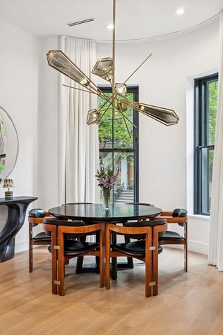 189 W Brookline St, Boston, MA 02118