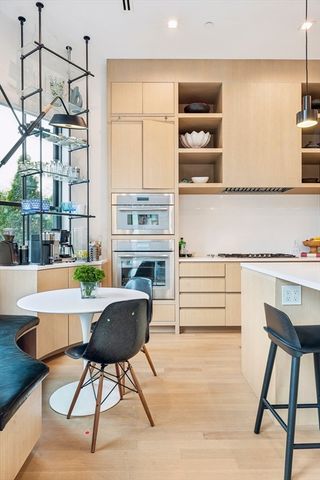 189 W Brookline St, Boston, MA 02118