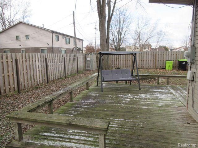 35600 Union Lake Road A, Harrison Twp, MI 48045