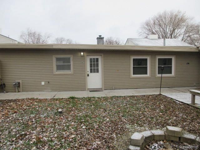 35600 Union Lake Road A, Harrison Twp, MI 48045