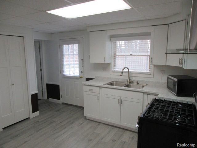 35600 Union Lake Road A, Harrison Twp, MI 48045