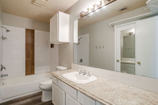 4517 Compass Court, Fort Worth, TX 76135