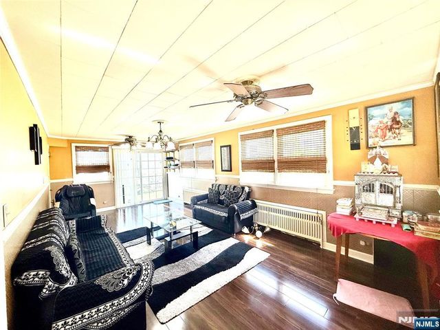 10-01 Berdan Avenue, Fair Lawn, NJ 07410