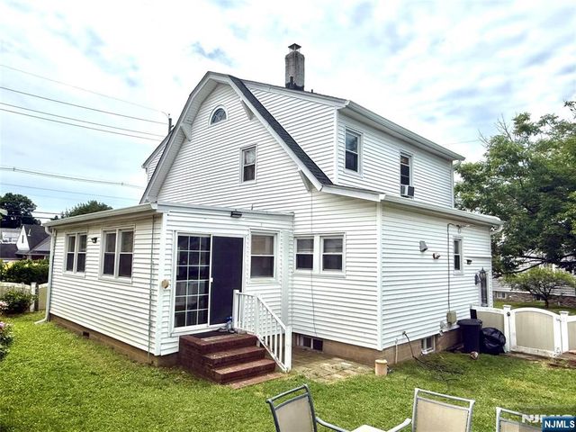 10-01 Berdan Avenue, Fair Lawn, NJ 07410