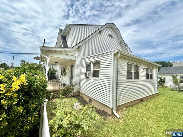 10-01 Berdan Avenue, Fair Lawn, NJ 07410
