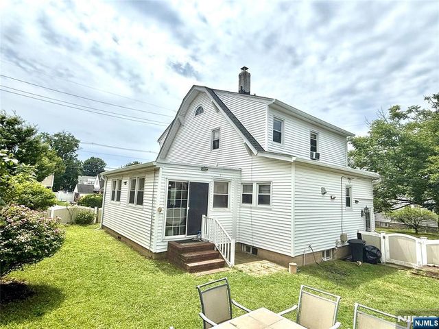 10-01 Berdan Avenue, Fair Lawn, NJ 07410