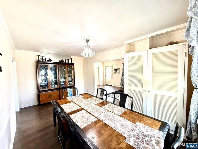 10-01 Berdan Avenue, Fair Lawn, NJ 07410