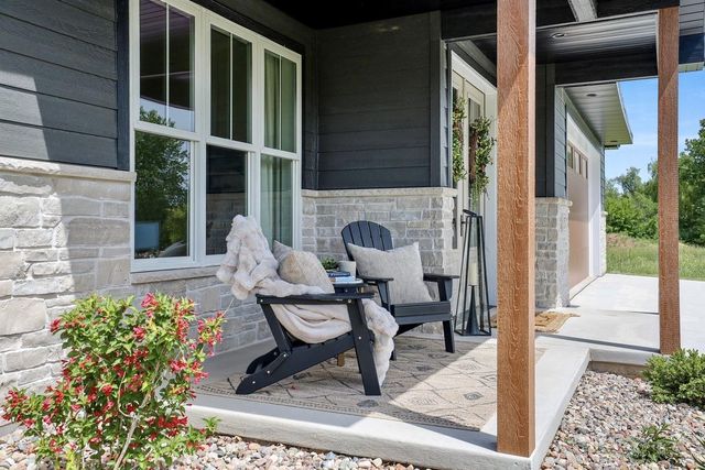 1871 LEDGEVIEW ROAD, De Pere, WI 54115
