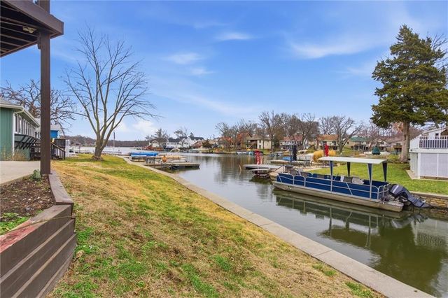 33 Anchor Drive, Lake Tapawingo, MO 64015