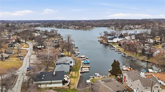 33 Anchor Drive, Lake Tapawingo, MO 64015