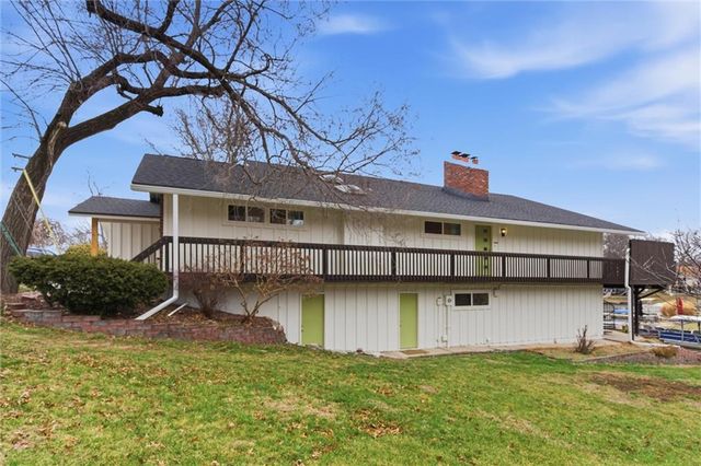 33 Anchor Drive, Lake Tapawingo, MO 64015