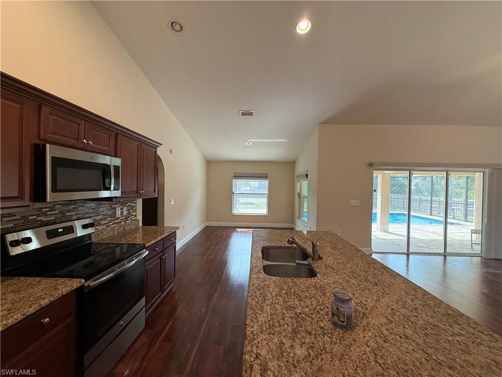 1111 Broadway AVE, LEHIGH ACRES, FL 33972 — photo 4