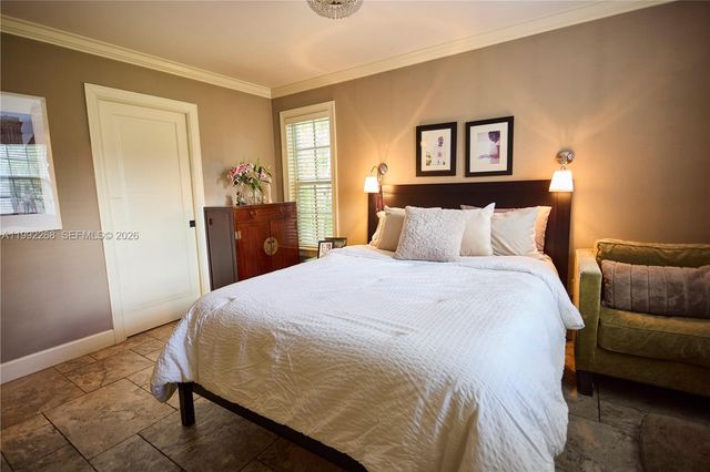 5755 Devonshire Blvd 5755, Miami, FL 33155