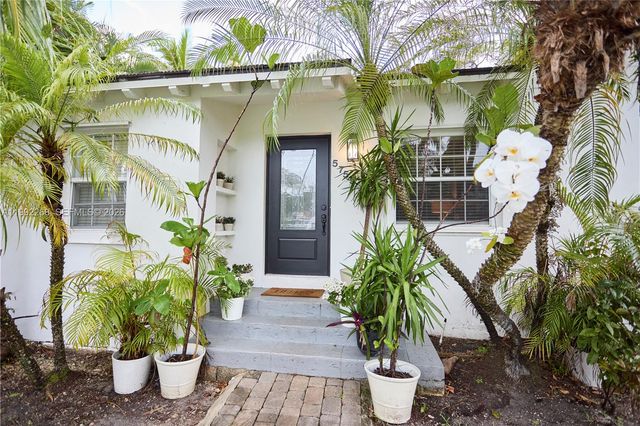 5755 Devonshire Blvd 5755, Miami, FL 33155