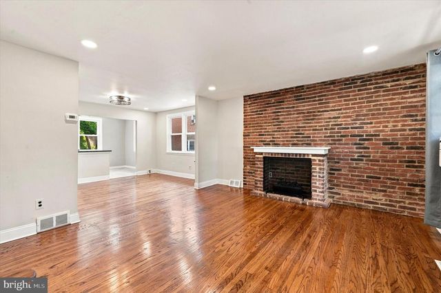 327 GREENWOOD RD, Sharon Hill, PA 19079