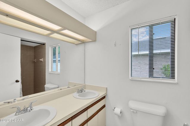 7 Warren Place, Palm Coast, FL 32164