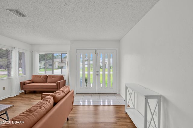 7 Warren Place, Palm Coast, FL 32164