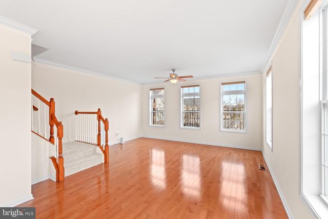 22550 OCEAN CLIFF SQ, Ashburn, VA 20148