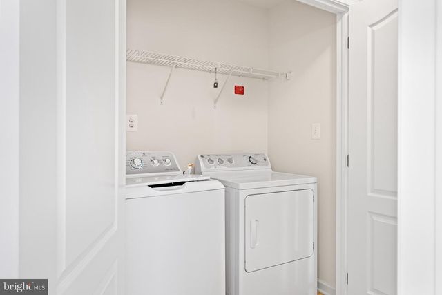 22550 OCEAN CLIFF SQ, Ashburn, VA 20148