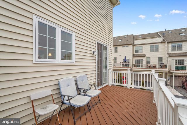 22550 OCEAN CLIFF SQ, Ashburn, VA 20148