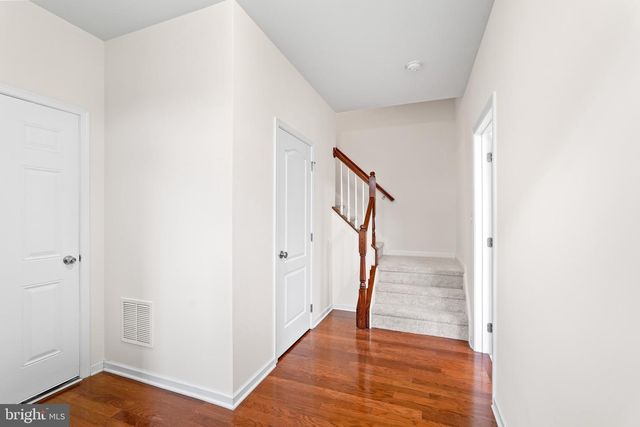 22550 OCEAN CLIFF SQ, Ashburn, VA 20148