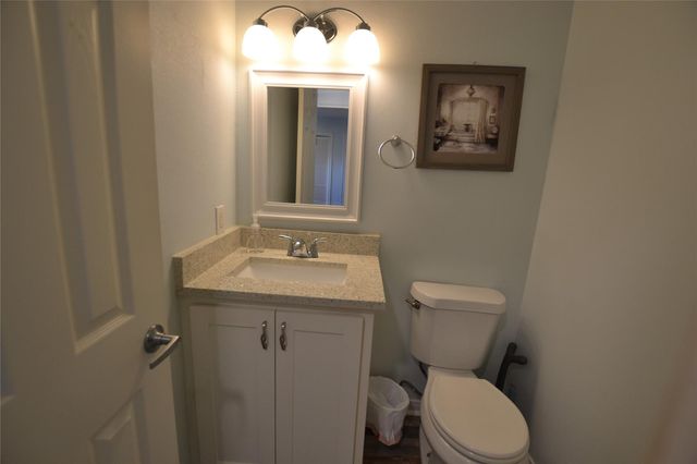 445 Carolcrest Lane 411, Livingston, TX 77351