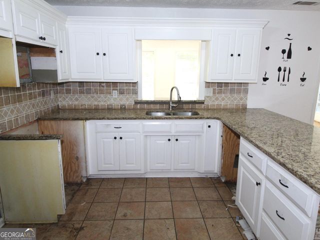 1593 Highway 82, Winder, GA 30680