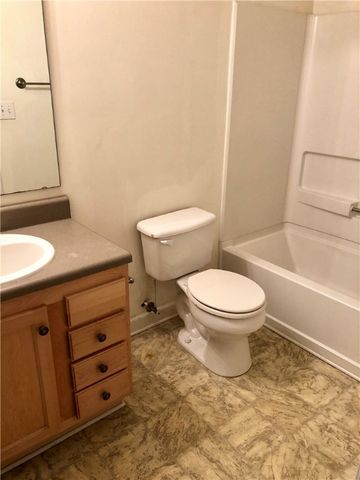 701 Harts Cove Way, Seneca, SC 29672