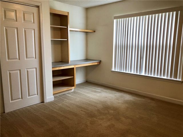 701 Harts Cove Way, Seneca, SC 29672