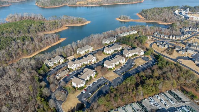 701 Harts Cove Way, Seneca, SC 29672