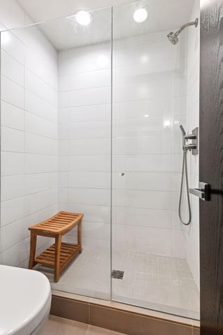 1921 Ewing Avenue S, Minneapolis, MN 55416