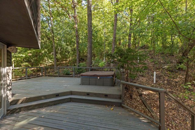 1921 Ewing Avenue S, Minneapolis, MN 55416