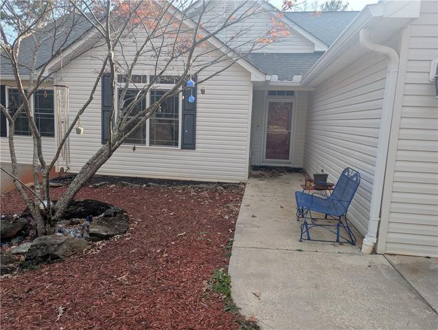 1016 Deer Wood Trail, Cleveland, GA 30528