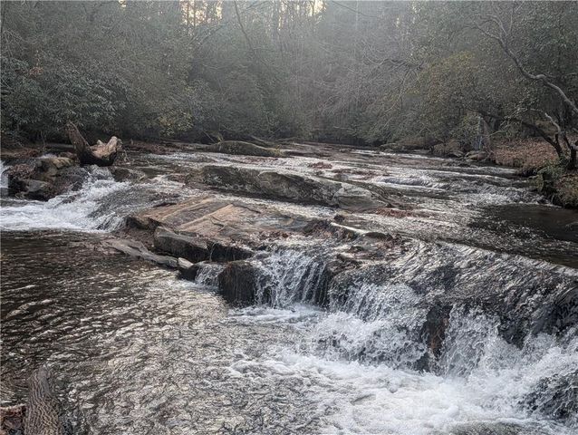 1016 Deer Wood Trail, Cleveland, GA 30528