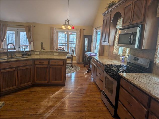 1016 Deer Wood Trail, Cleveland, GA 30528