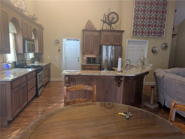 1016 Deer Wood Trail, Cleveland, GA 30528