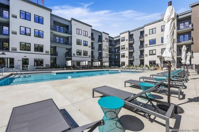 10a Willard Road 414, Norwalk, CT 06851