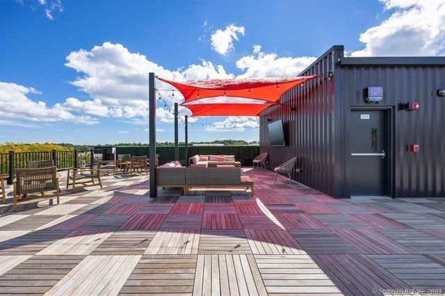 10a Willard Road 414, Norwalk, CT 06851