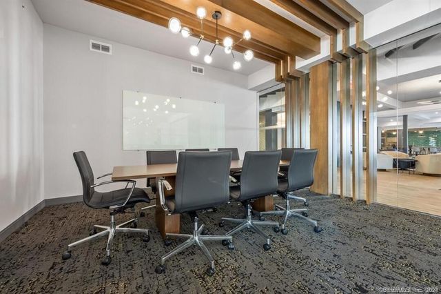 10a Willard Road 414, Norwalk, CT 06851