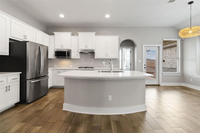 5617 Traviston CT, Austin, TX 78738