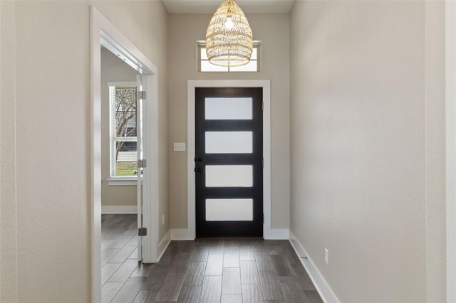 5617 Traviston CT, Austin, TX 78738