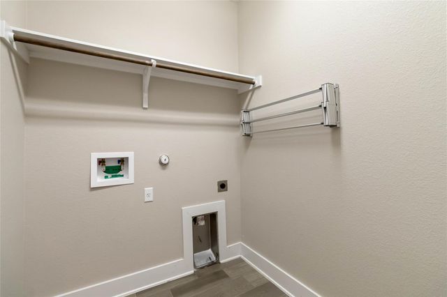 5617 Traviston CT, Austin, TX 78738