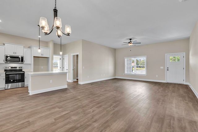 994 Inglewood Dr., Loris, SC 29569