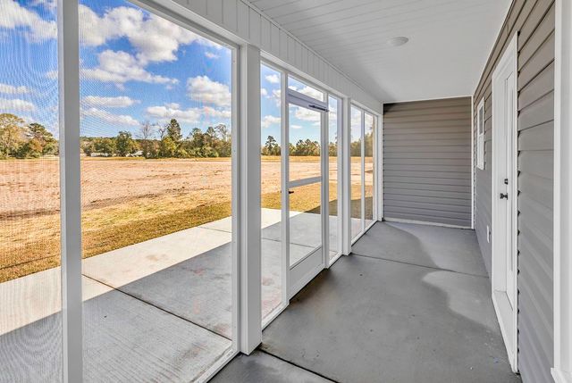 994 Inglewood Dr., Loris, SC 29569