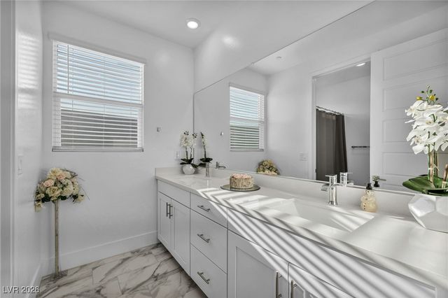 218 Shaded Canyon Drive, Henderson, NV 89012