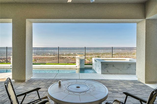 218 Shaded Canyon Drive, Henderson, NV 89012