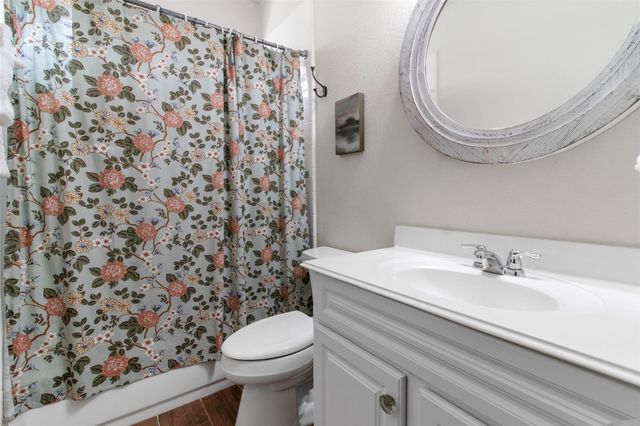 8331 Quiet Bay Drive, Baytown, TX 77523